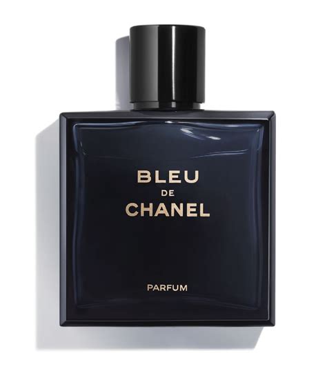 chanel bleu ici.